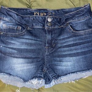 Women’s jean shorts. Size 7/8.